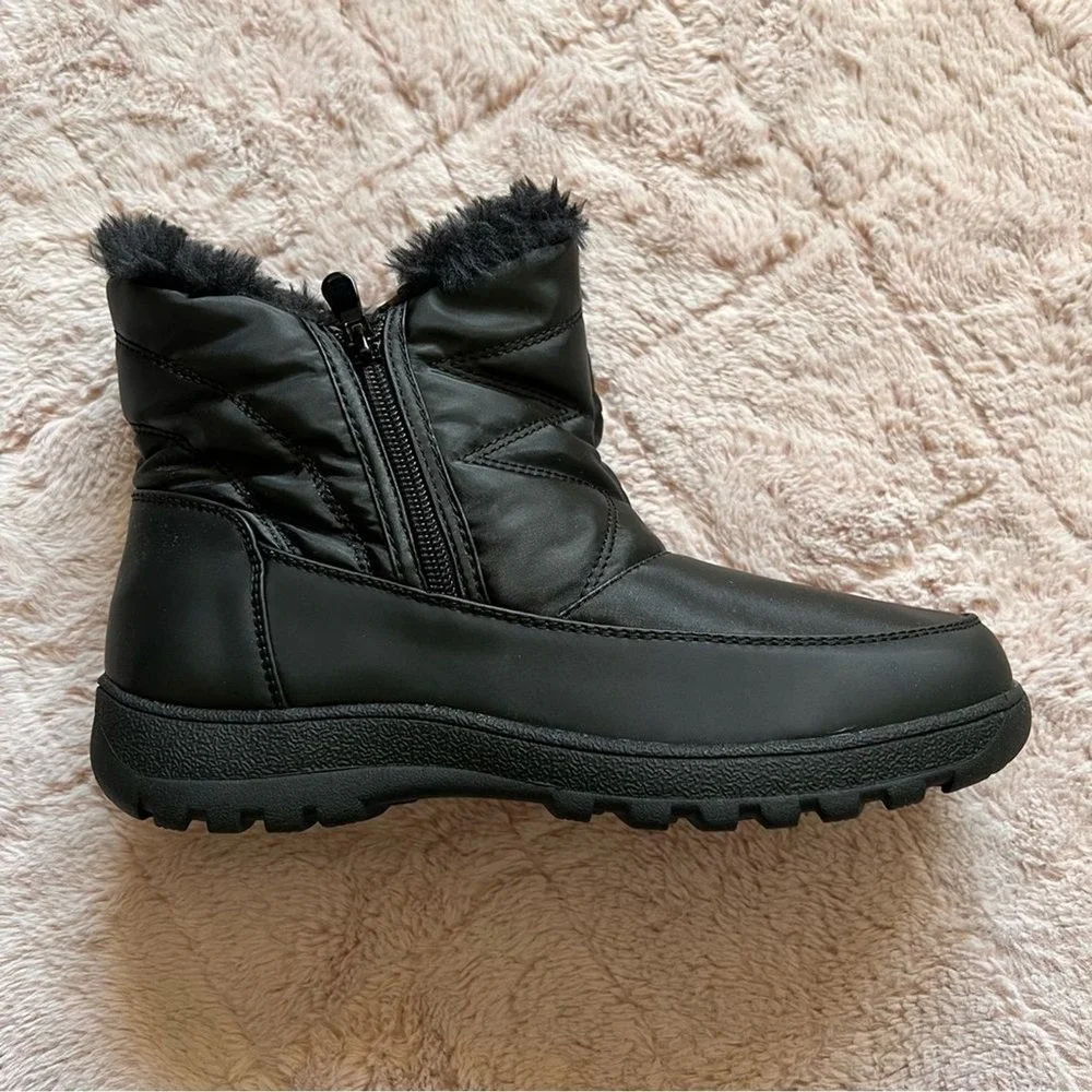 NEW‎ Roebuck & Co. Thermolite Winter Boots Women's Size 8